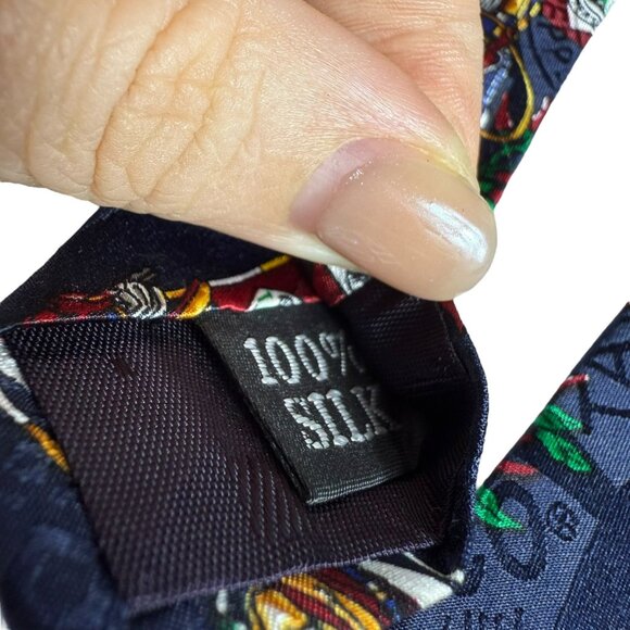 TABASCO Hot Sauce Silk Tie - Picture 5 of 5